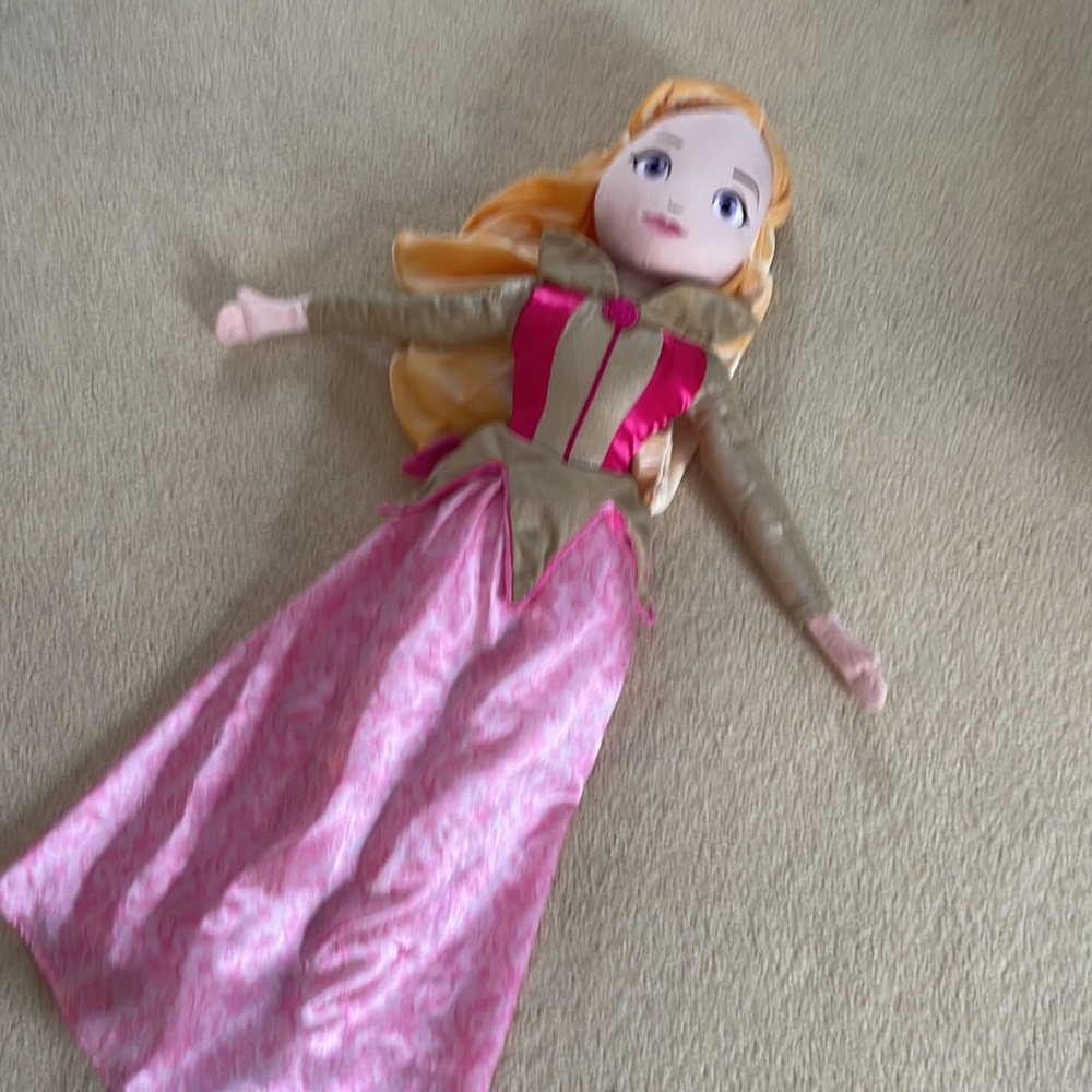 Disney Store 21" Aurora Sleeping Beauty Doll - Picture 2 of 3